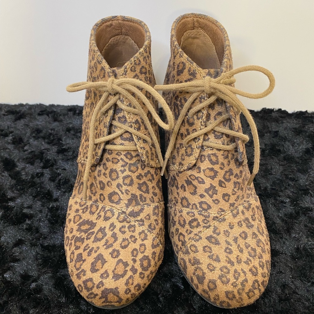 Cheetah print wedges